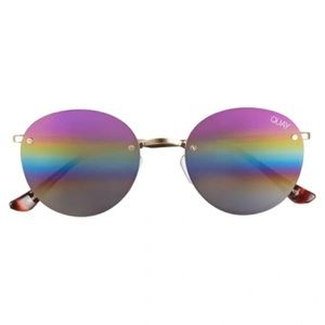 Quay Australia Farrah Sunglasses with case